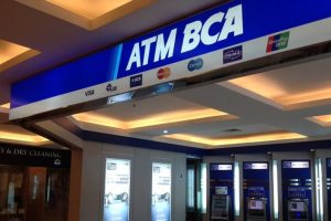 cara mencari ATM BCA terdekat