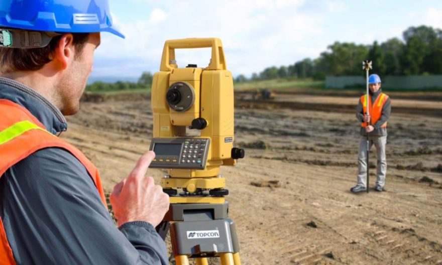 Berbagai Merek Alat Survey Total Station Terbaik di Pasaran