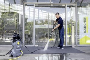 Panduan Penggunaan Steam Jet Cleaner untuk Membersihkan Noda di Berbagai Permukaan