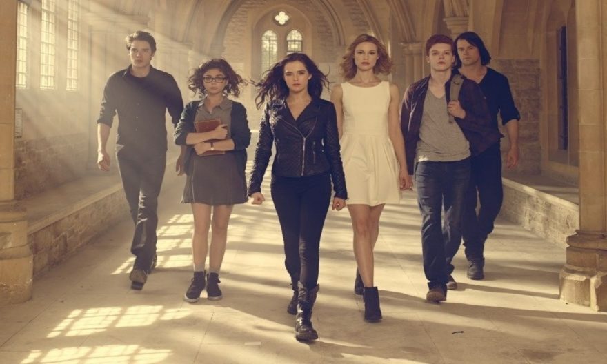 Mengenal Sederet Tokoh Utama dalam Film Vampire Academy